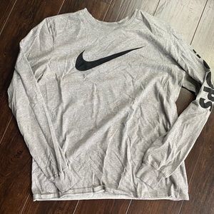 Men’s Nike long sleeve large